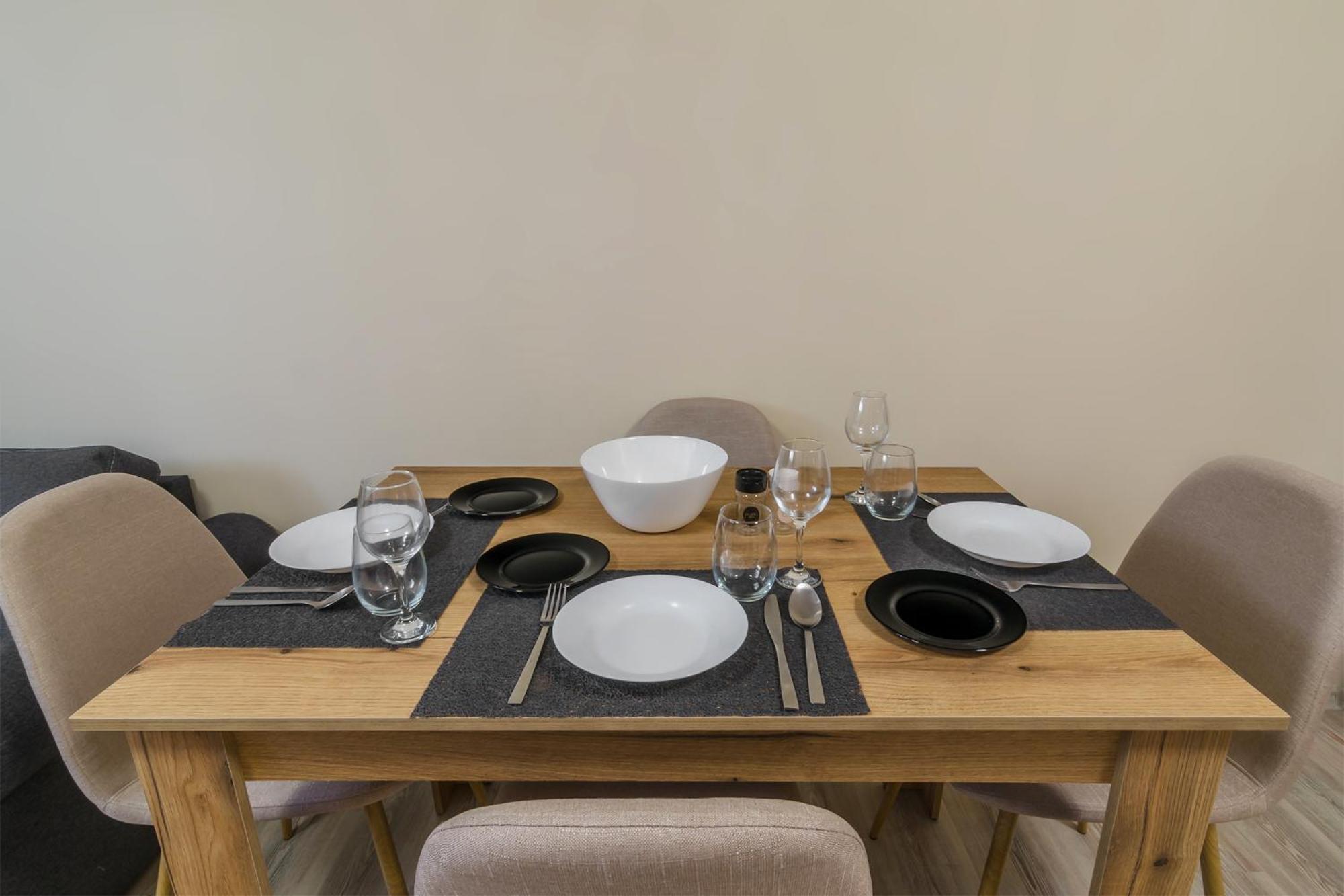 Brizy Apartment Varna Bagian luar foto