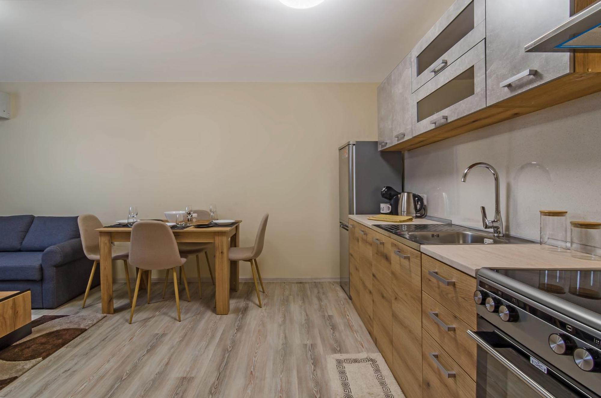 Brizy Apartment Varna Bagian luar foto
